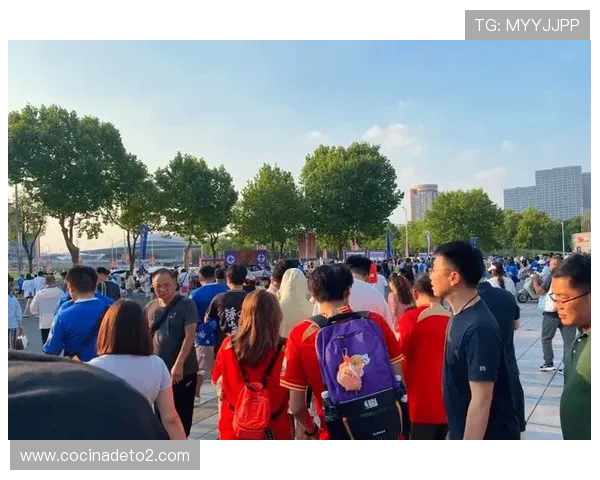 苏亚雷斯:每一场比赛都是决战 希望全城球迷为我们加油助威 苏亚雷斯:每一场比赛都是决战 希望全城球迷为我们加油助威