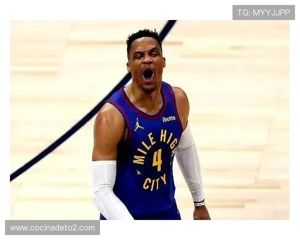 原创14+9+7！历史第18！威少一战超两传奇，底薪身却打出顶薪魂