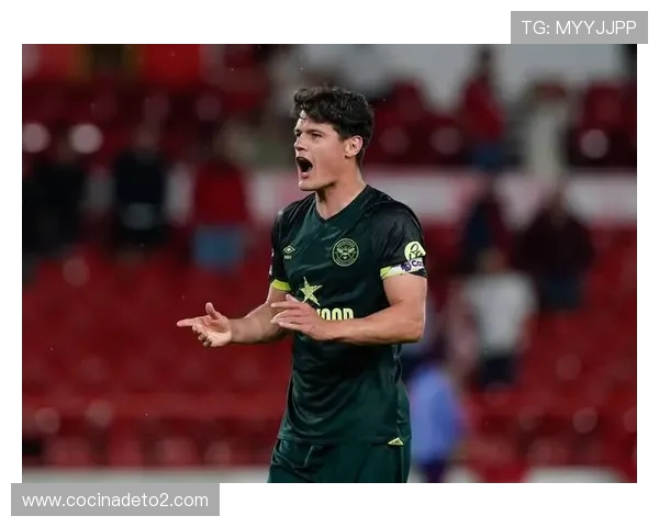 一日英超动向：曼联多打一人还输了，切尔西指挥官回归战阿森纳